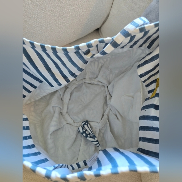 Roller Rabbit Blue and White Tote Bag - Picture 3 of 6